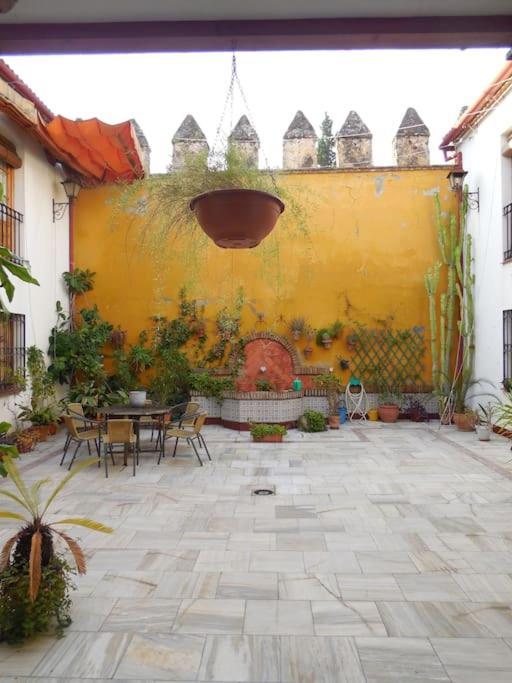 El Patio De Wallada Apartment